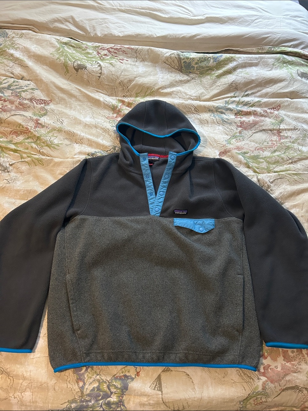 Men’s L Patagonia Synchilla Snap T hoody